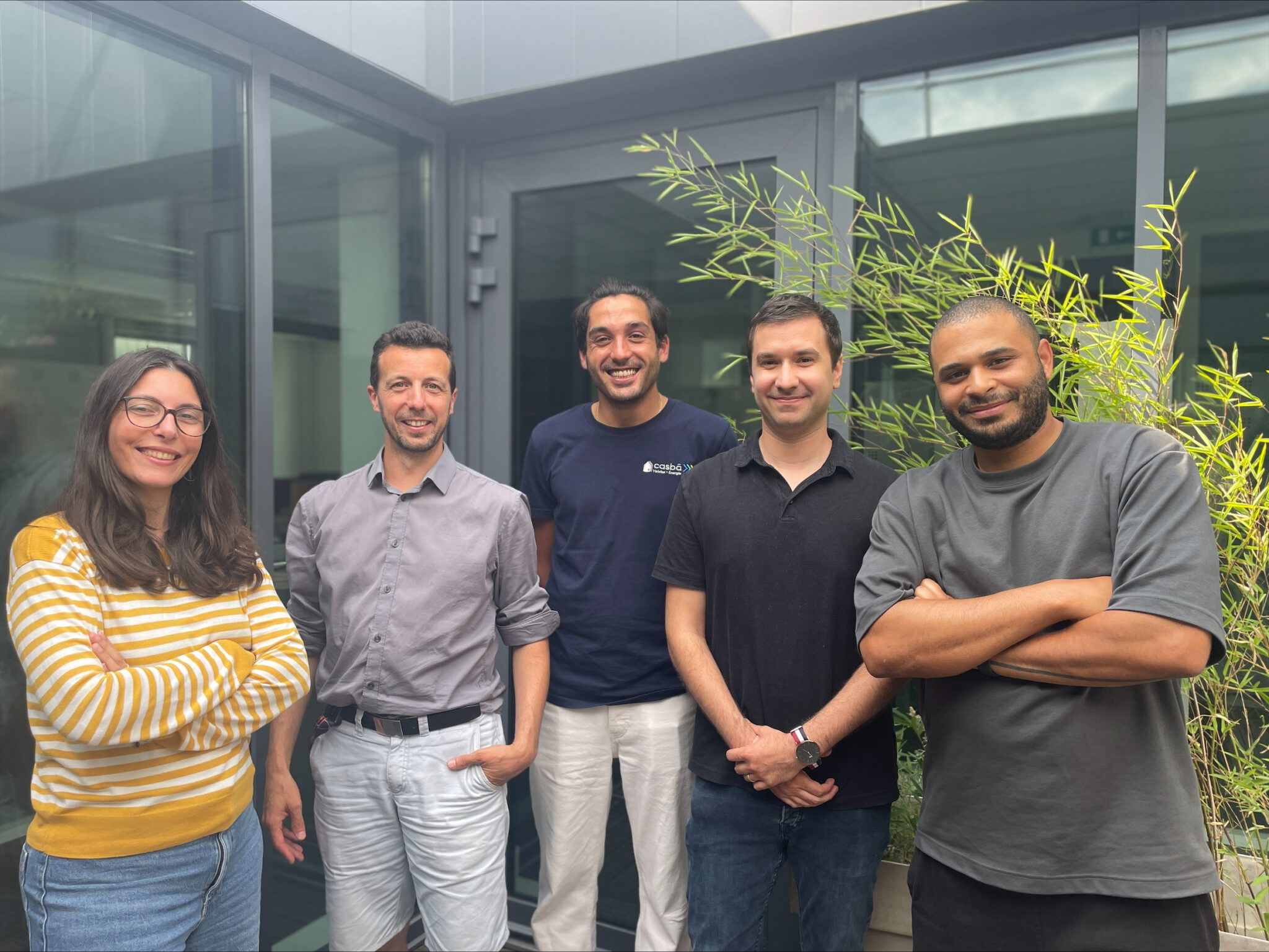 Equipe Casbâ poru Bail Rénov' : ingénieurs thermiciens, juristes, et techniciens du bâtiment.